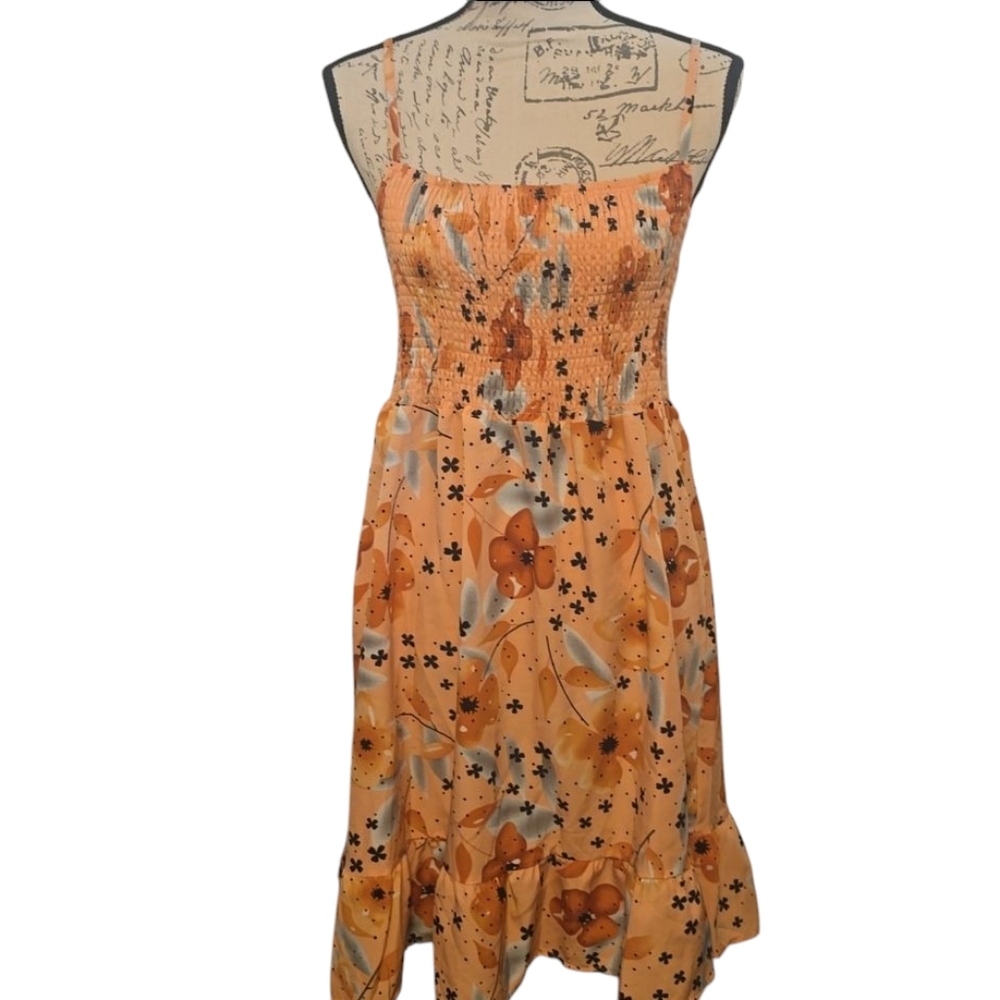 FLORAL DRESS FLOWY WITH RUFFLED HEMLINE SIZE M NO BRAND TAG NWOT